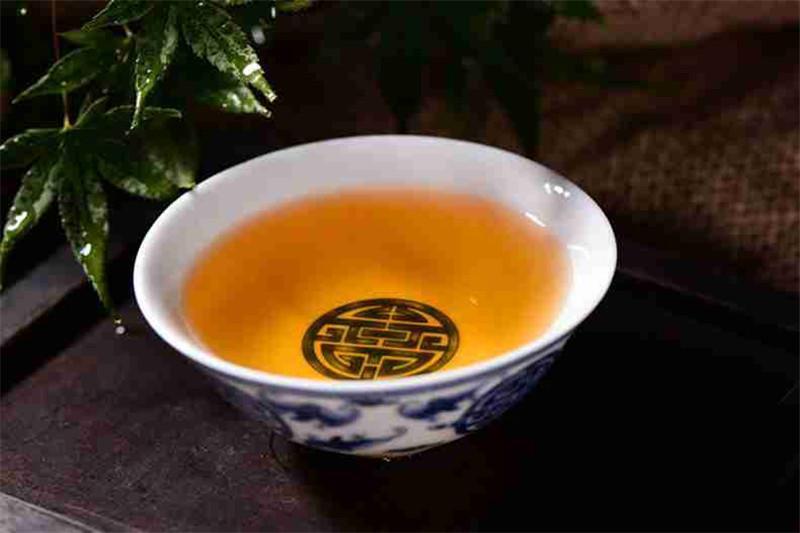 HelloYoung Pu-erh tea Cha tea Pure ancient trees Puerh tea Classic wild field incense 357g