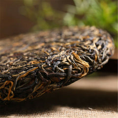 HelloYoung Yunnan Dian Hong Black Tea Cake 200g Fengqing Ancient Tree Black Tea Puer Tea