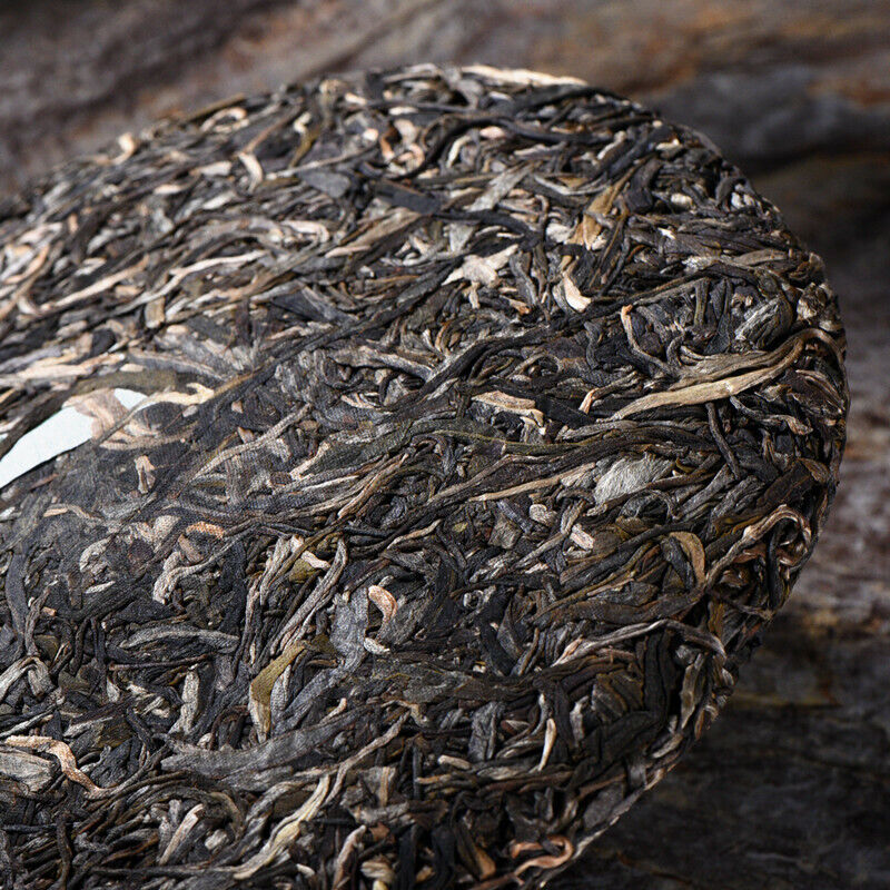 HelloYoung Specialty Tea Natural Big Tree Pu'er Green Tea Yunnan Pu-Erh Cha Tea Cake 357g
