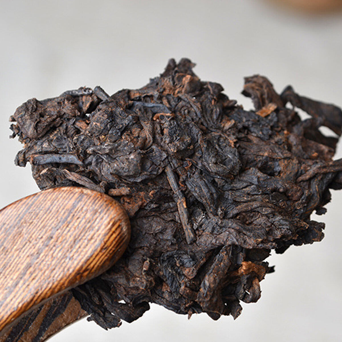 HelloYoung Chinese Yunnan Ripe Pu-erh Healthy Care Premium Puer Cooked Tea Cake 357g