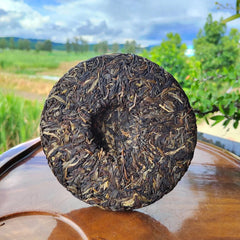 Yiwu Pu Er Chinese Raw Puerh Tea Cake Yunnan Qi Zi Bing Cha Sheng Puer 357g