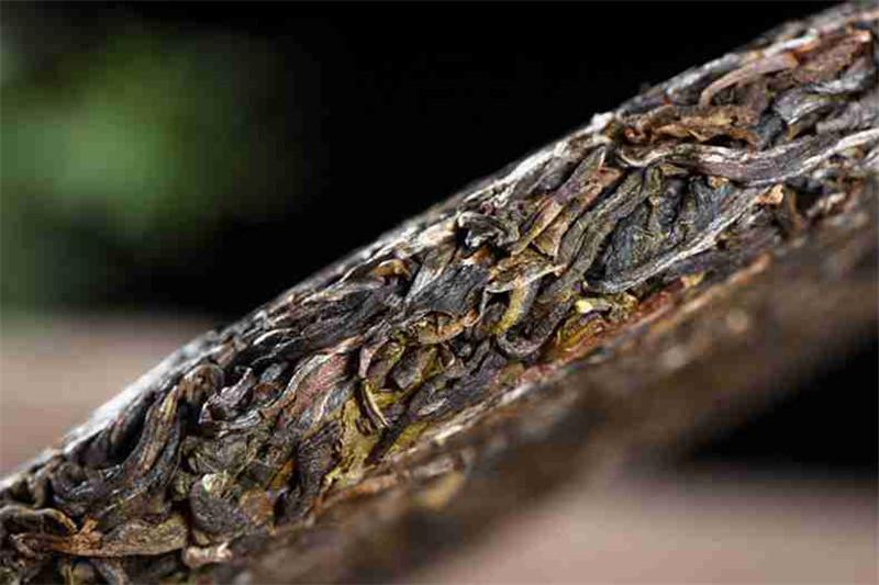 HelloYoung Pu-erh tea Cha tea Pure ancient trees Puerh tea Classic wild field incense 357g