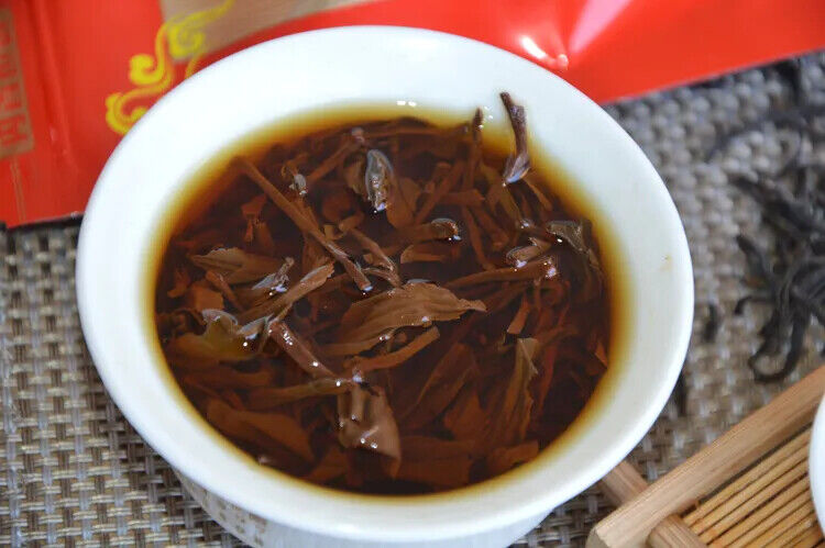 HelloYoung Black Tea Wuyishan Lapsang Souchong Tea Tongmu Guan Zhengshanxiaozhong 250g