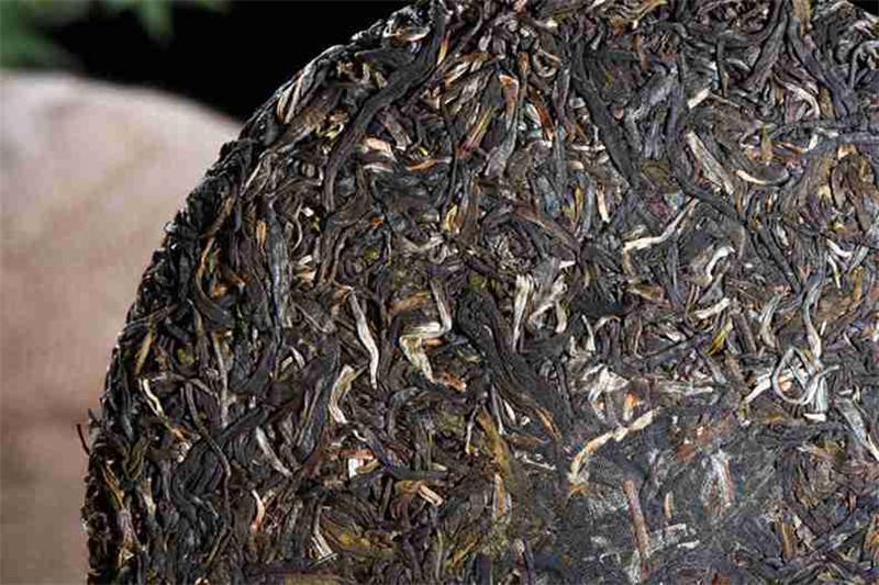 HelloYoung Pu-erh tea Cha tea Pure ancient trees Puerh tea Classic wild field incense 357g