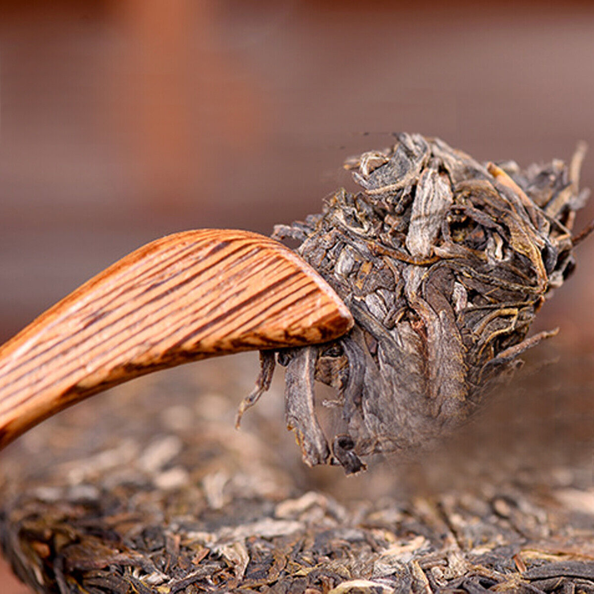 HelloYoung 100g Yunnan Sheng Puer Tea Pu-erh cha Tea High Mountain Wild Ancient Trees Cake