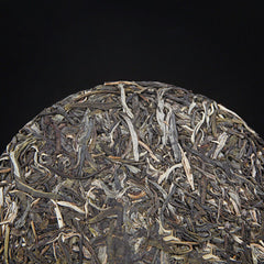 HelloYoung Ban Zhang Wang Tea Health  Green Tea Natural Orchid Cha Tea Cake 357g