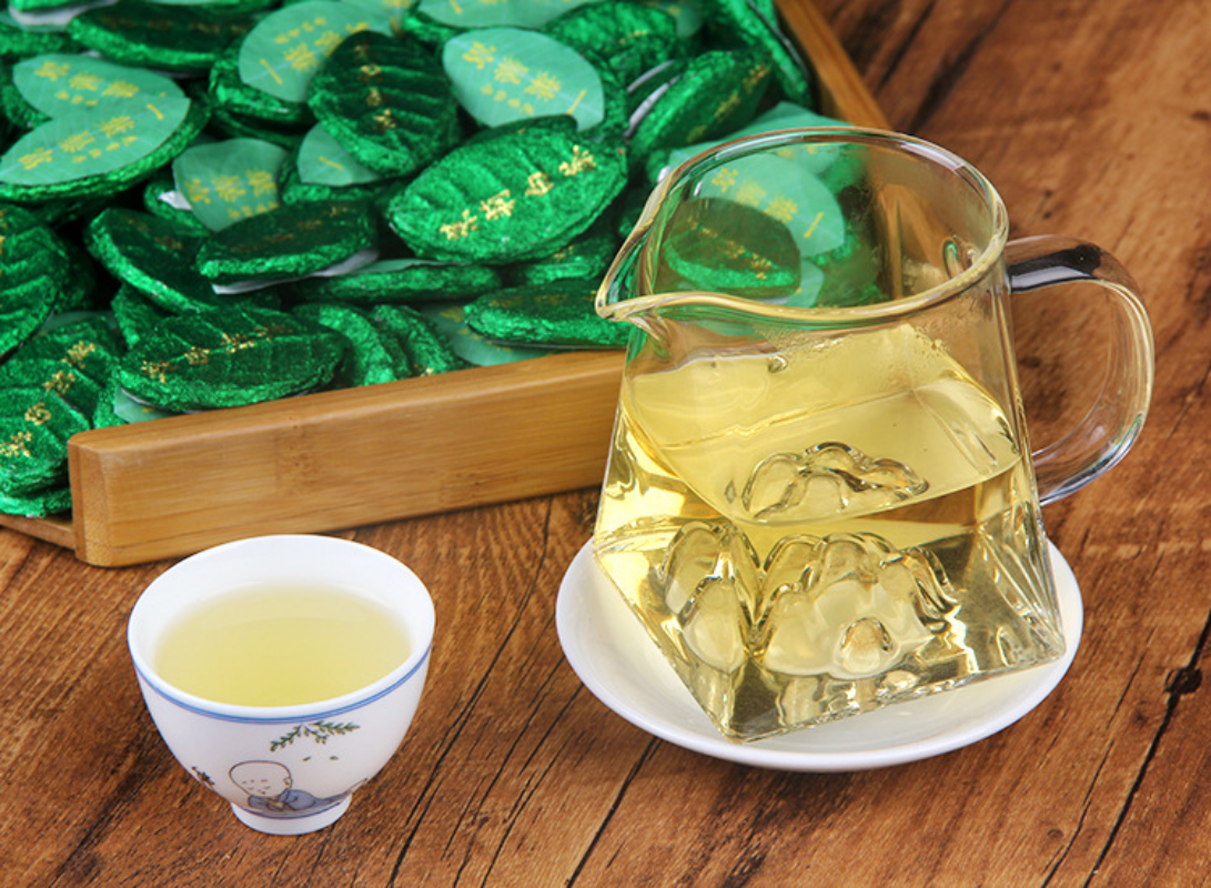 HelloYoung Jasmine white tea cake leaf tea jasmine white tea peony flower fragrance 17.6oz