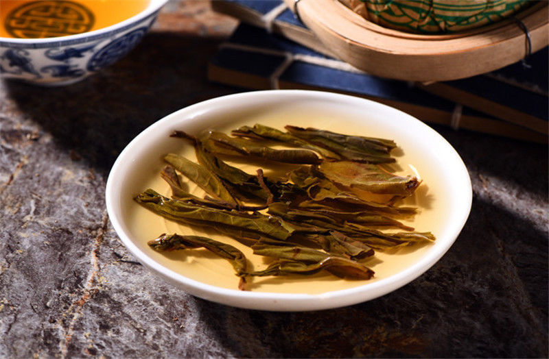 HelloYoung100g Yunnan Old Tea Tree Puer Tea Cakes Shen Pu'er Tea Cake Raw Pu-erh Tea Green Tea