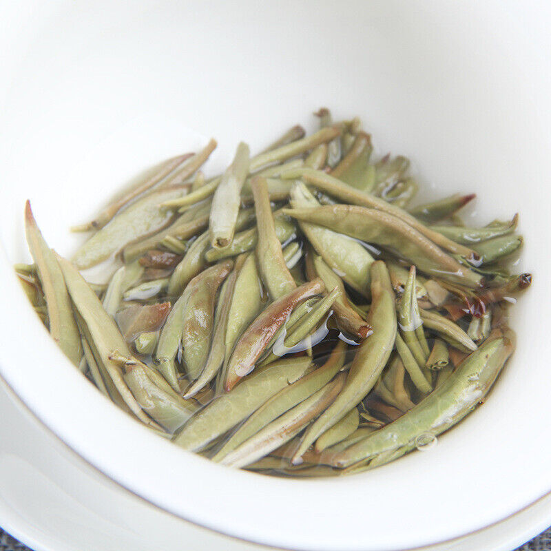 HelloYoung 200g White Tea Cake Silver Needle Yunnan White Tea Ancient Tree Pu'er Tea Cake