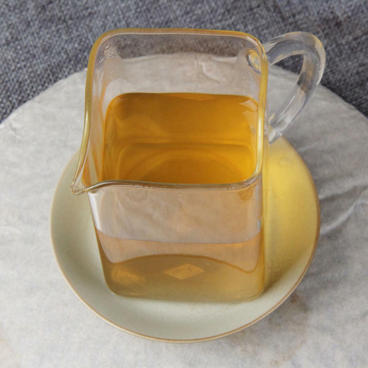 HelloYoung BanZhang Collectibles Sheng Puer Tea Premium Cha Hand-made Pu-erh Tea Cake 357g