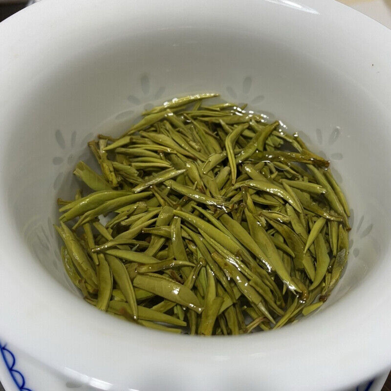 HelloYoung JunShan YinZhen China Nonpareil Top Grade Jun Shan Yin Zhen Yellow Tea 5g*10