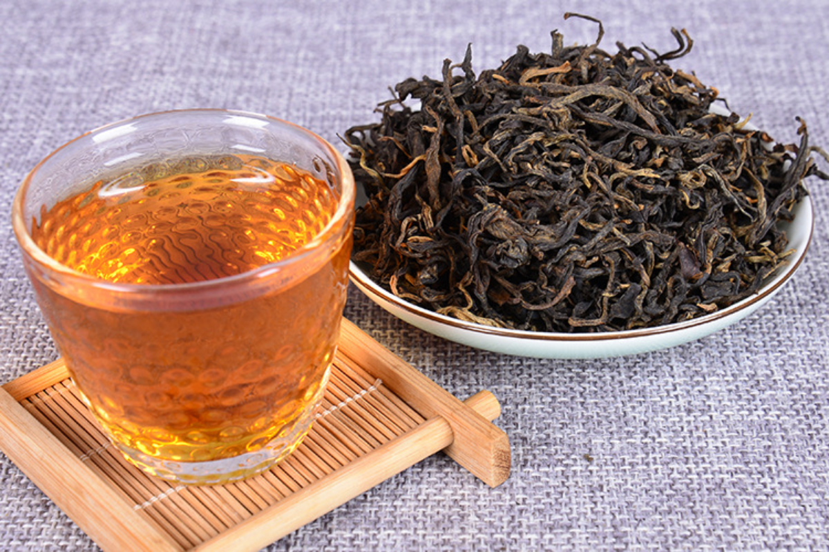 HelloYoung 500g Yunnan tea Fengqing Dian Hong tea Mao Feng black tea Kung Fu black tea