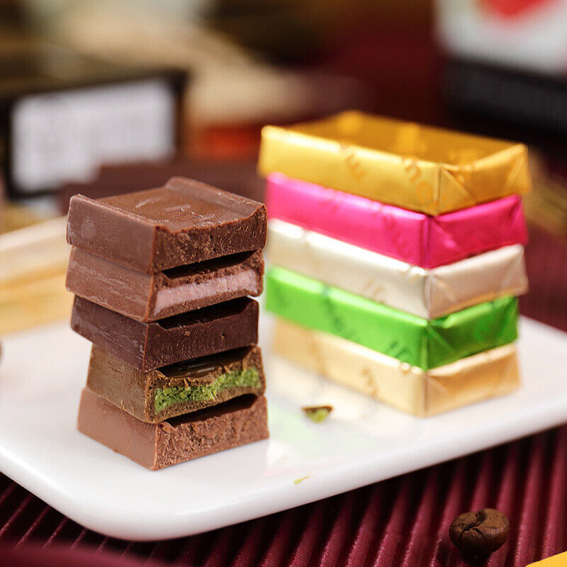 Meiji Piano Milchschokolade Erdbeer Sandwich Schokolade Snack 120g / Beutel