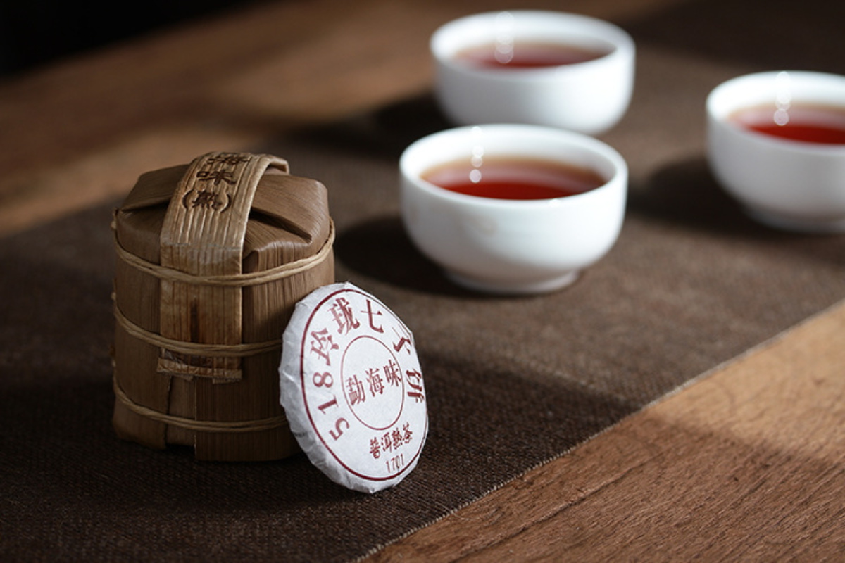 HelloYoung 672g Basket of 84 pieces Yunnan Puerh Cake Ripe Tea Linglong Small Cake