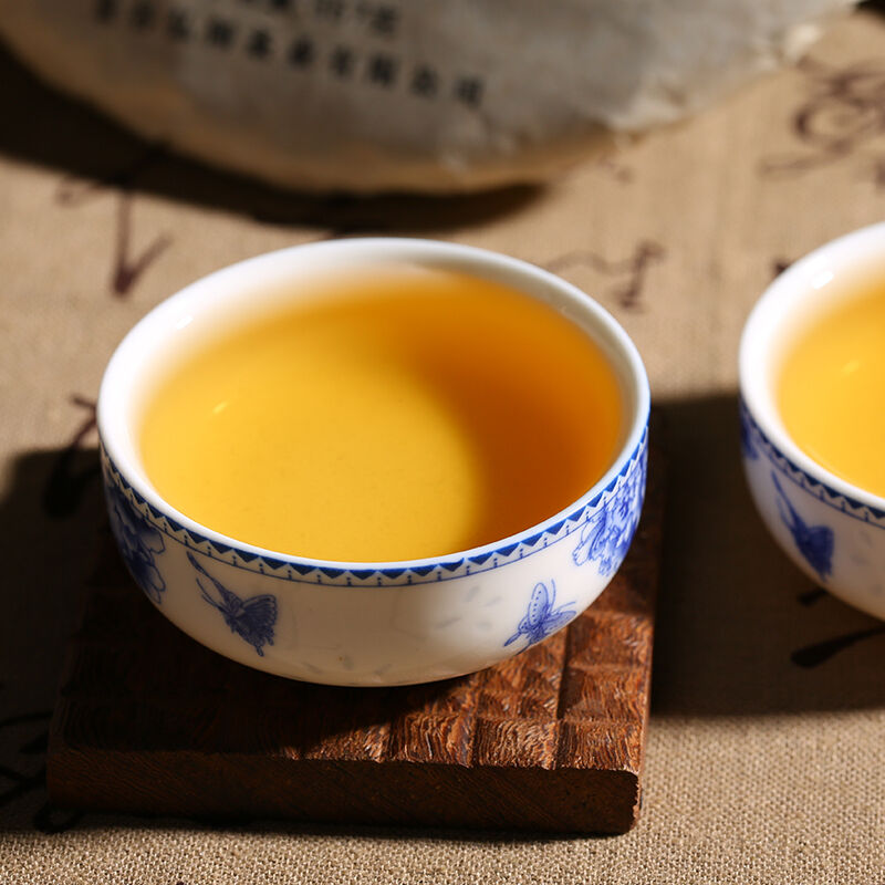 HelloYoung Chinese Natural Handmade Raw Pu-Erh Tea 357g Organic Yunnan Menghai Puer Tea