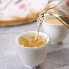 HelloYoung Yunnan Tea Long Yin Ban Zhang Pu'er Tea Raw Tea 357g Cake Tea