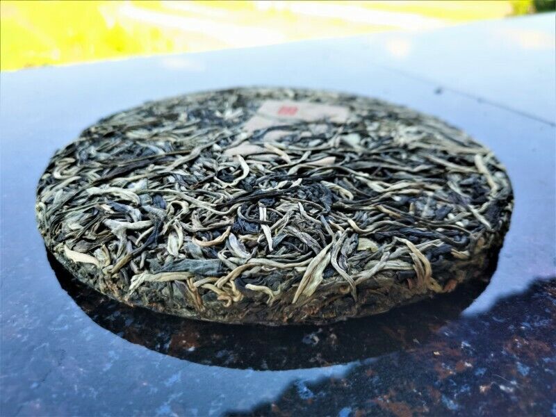HelloYoung Weight Loss Healthy Drink Green Tea Menghai Pu'er Tea Arbor Puer Tea 357g