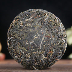HelloYoung 100g Yunnan Menghai Sleeping Deer Mountain Sun Green Pu'er Raw Tea Cake