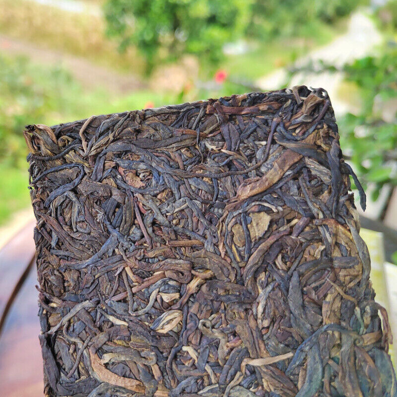 HelloYoung Yiwu Original Old Tree Tea Brick Healthy Drink Top-Grade Pu'er Tea Brick 200g