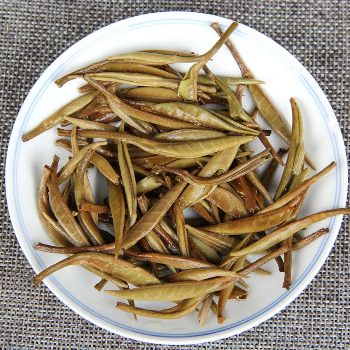 HelloYoung Pu erh Raw Tea Old Tea Ancient Tree  Single Bud White Silver Needle Healthy Care