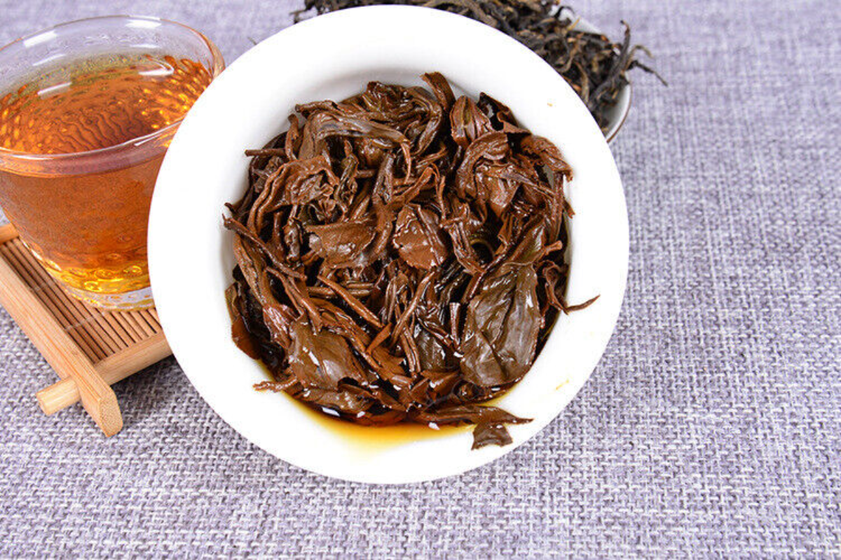 HelloYoung 500g Yunnan Fengqing Black Tea Two Leaves Mao Feng Dian Hong Kung Fu Black Tea