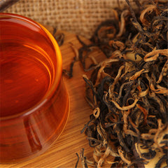 HelloYoung Spring Fragrant Flavor Chinese DianHong Golden Black Kongfu TeaRed Box Gift Tea