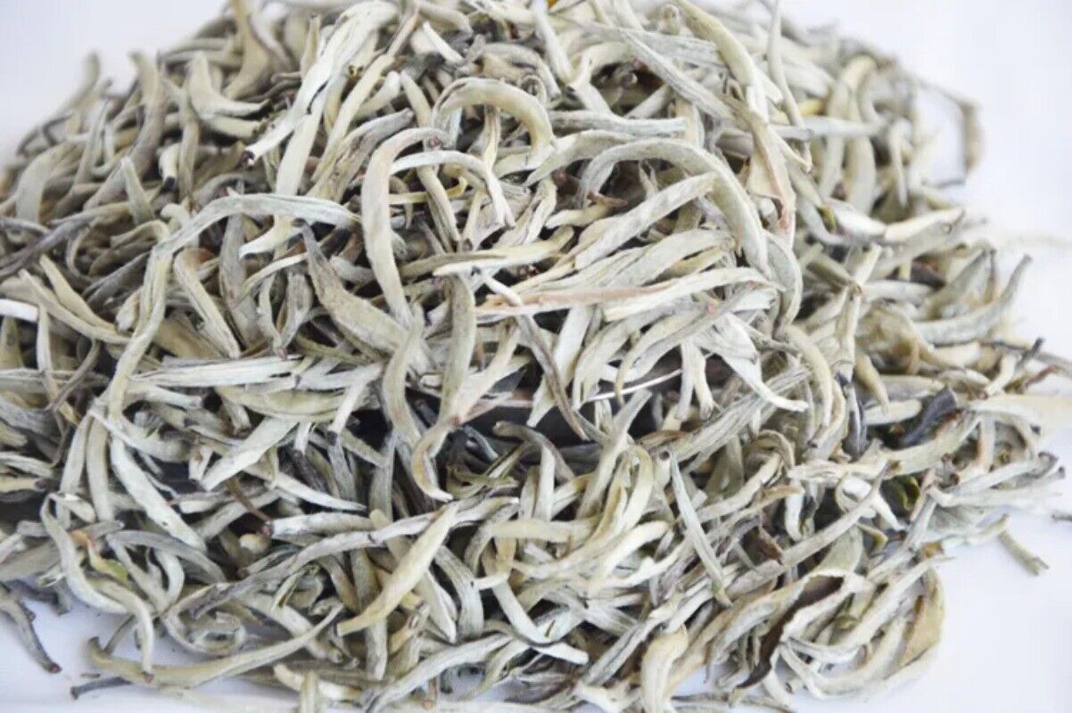 HelloYoung 2023 New White Tea Natural Organic Tea Baihaoyinzhen Silver Needle Tea 100g