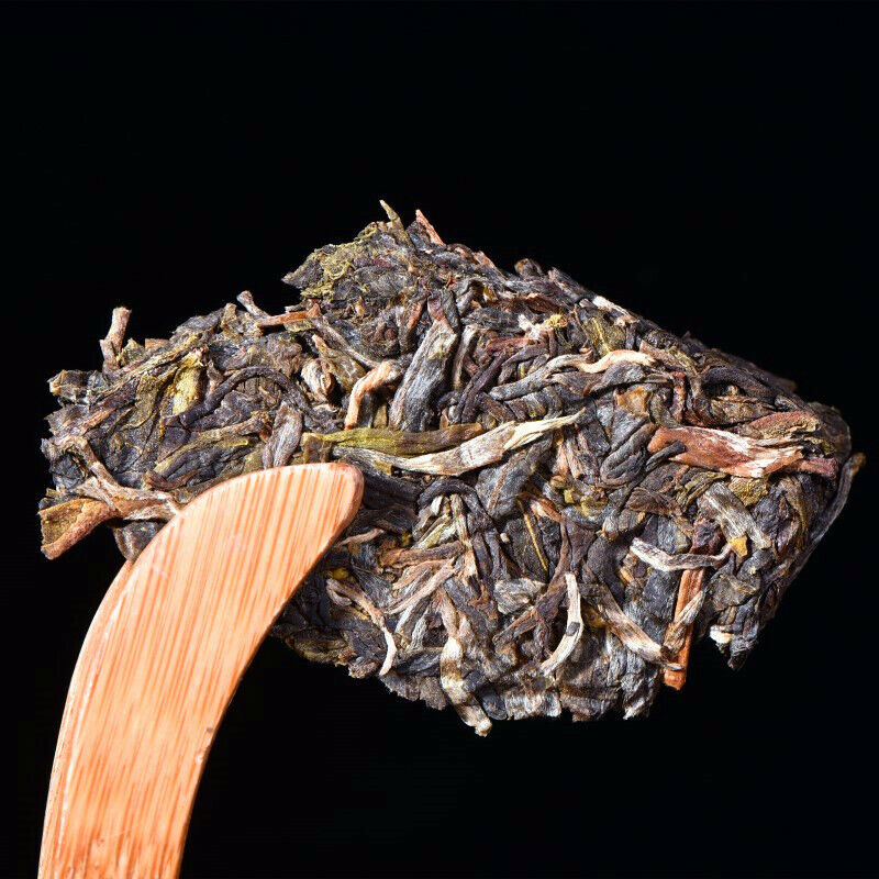 HelloYoung Natural Menghai Big Leaf Pu'er Tea Yunnan Green Tea Pu-Erh Cha Tea Bricks 1000g