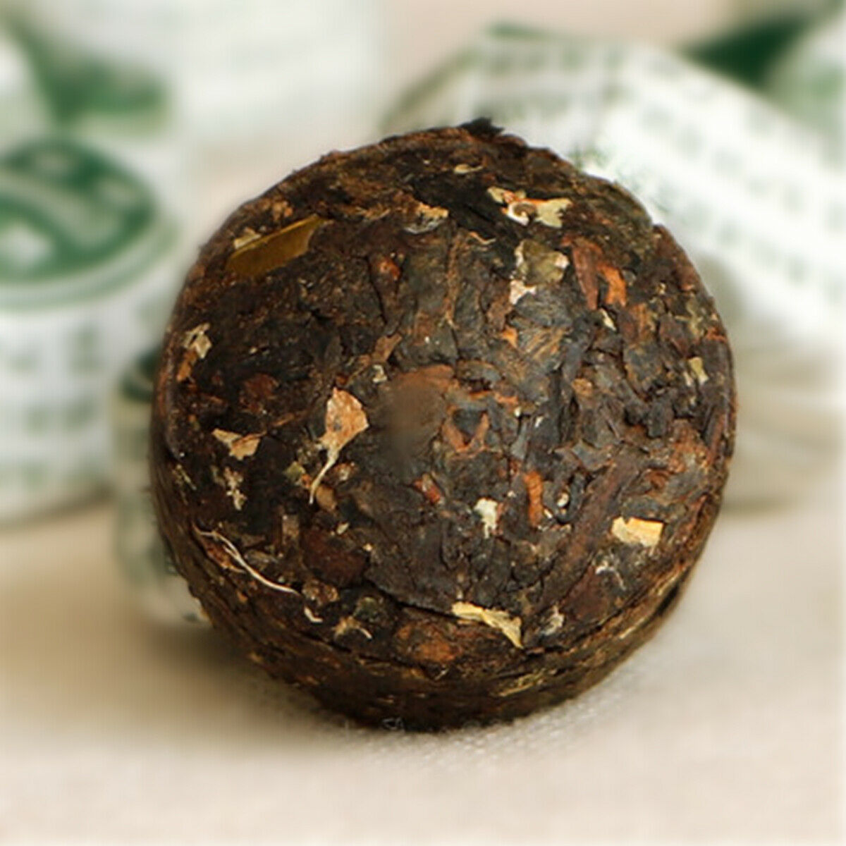HelloYoung Yunnan Organic Pu-erh Cake Pu er Tea Ripe Puer Lotus Leaf Black Tea Chinese Tea