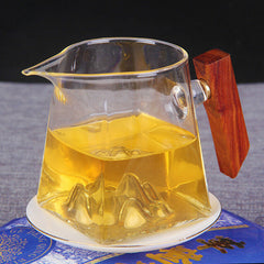 HelloYoung 357g Yunnan Puer Raw Tea 普洱生茶 古六大茶山之首革登青饼早春古树茶生普357g