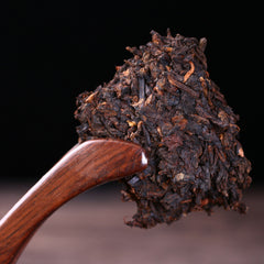 HelloYoung Ripe Puer Tea Cake Yunnan Brown High Mountain Ecological Pu erh Cooked Tea 200g