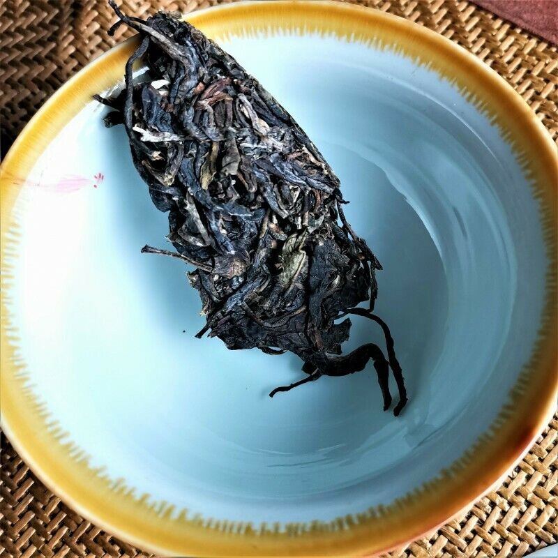 HelloYoung Healthy Drink Impression Peacock Cha Tea Cake Premium Yunnan Pu'er Tea 357g