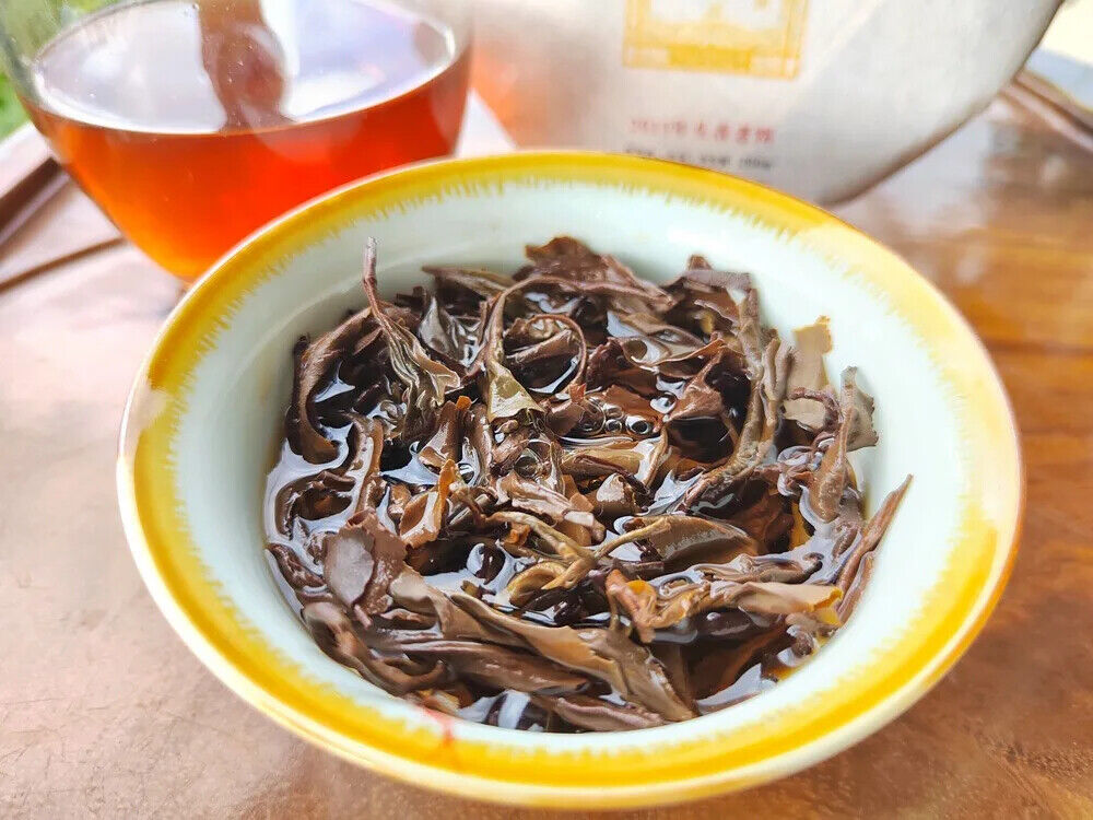 Yiwu Pu Er Chinese Raw Puerh Tea Cake Yunnan Qi Zi Bing Cha Sheng Puer 357g