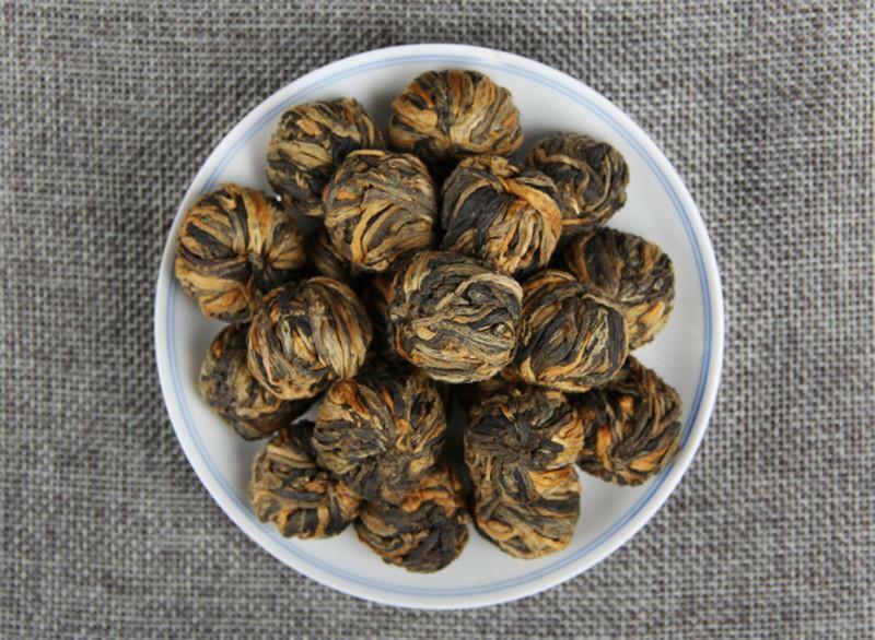 HelloYoung Chinese Yunnan Dianhong Black TeaHandmade Small Golden Ball Canned Black Tea 60g