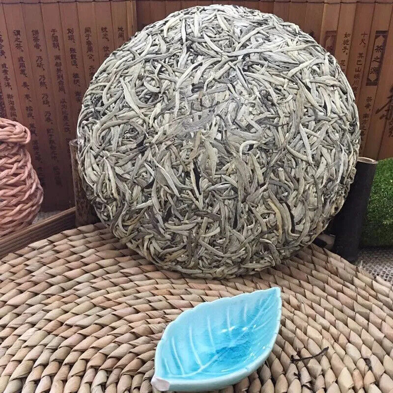 HelloYoung New Natural Organic Tea Bai Hao Yin Zhen Pekoe Silver Needle White Tea Cake 300g