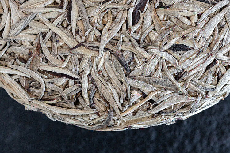 HelloYoung 357g white hair silver needle Yunnan ancient tree tea cake moonlight white tea