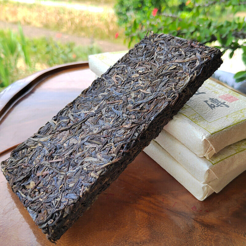 HelloYoung Yiwu Original Old Tree Tea Brick Healthy Drink Top-Grade Pu'er Tea Brick 200g