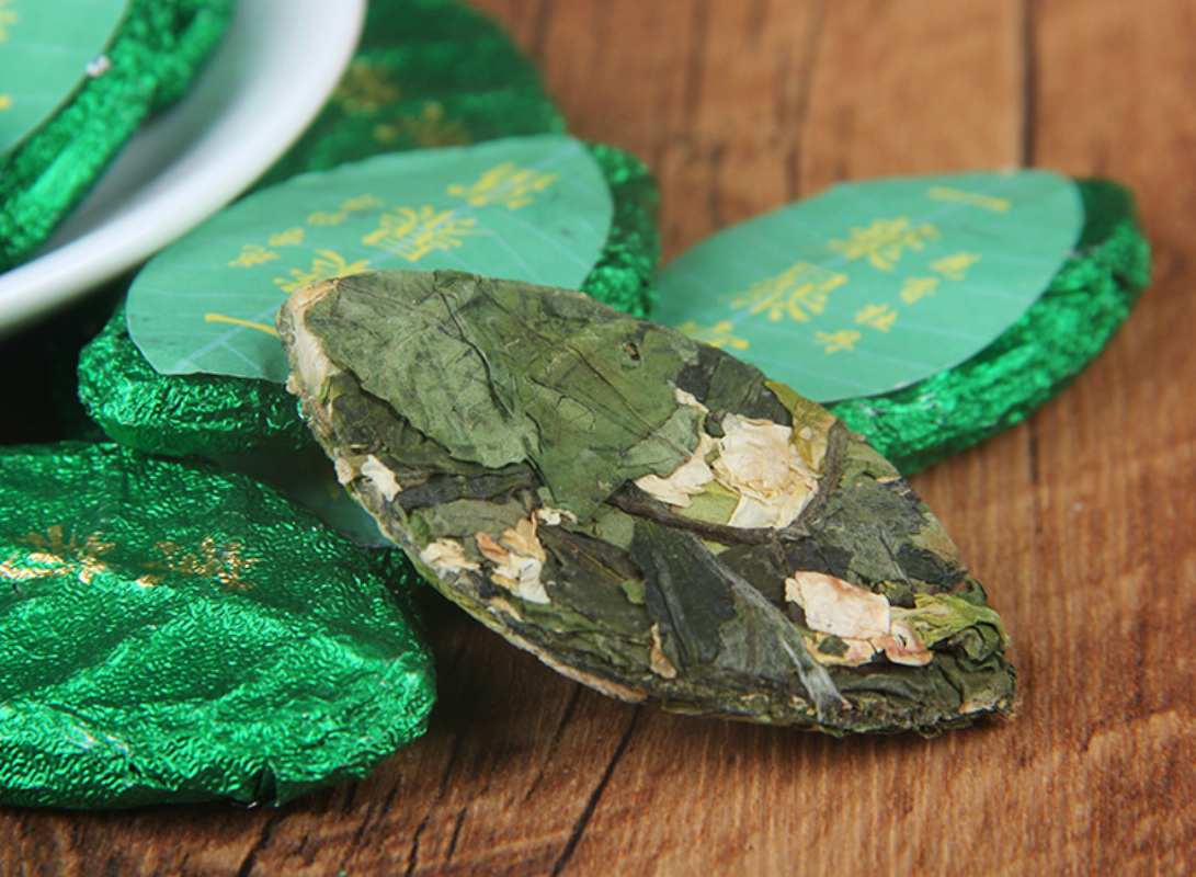 HelloYoung Jasmine white tea cake leaf tea jasmine white tea peony flower fragrance 17.6oz
