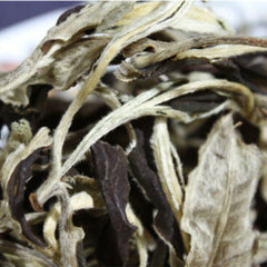 HelloYoung Yunnan Jing Gu Cha Puer Tea Moonlight White Buds Pu'er Puerh Loose Leaf Tea 100g