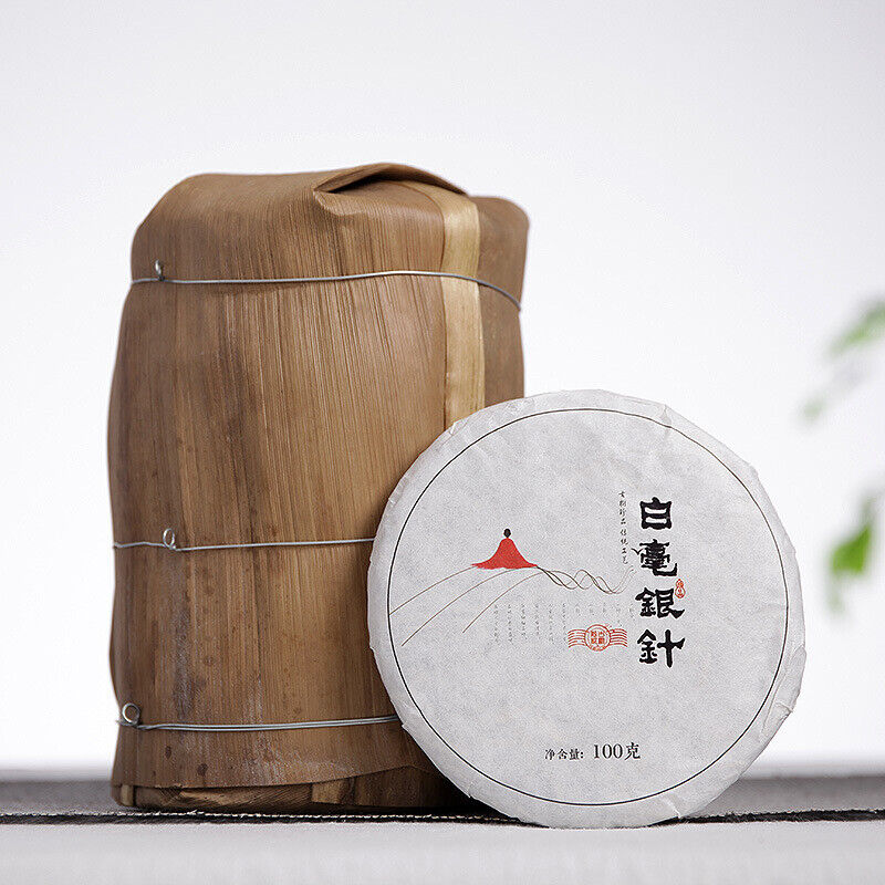 white hair silver needle Yunnan small cake moonlight white old white tea 100g