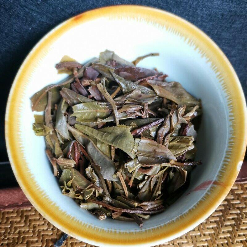 HelloYoung Healthy Drink Impression Peacock Cha Tea Cake Premium Yunnan Pu'er Tea 357g