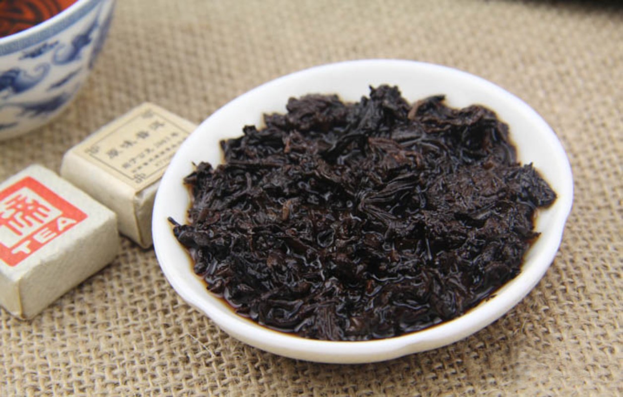HelloYoung 500g Yunnan Pu'er Ripe Tea Original Pu'er Tea  500g 云南 普洱熟茶 原味普洱茶 迷你小沱茶