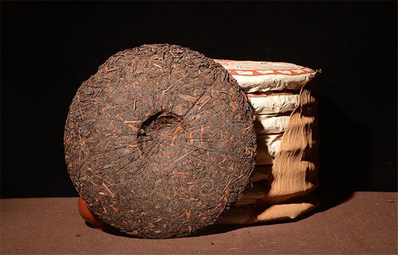 357g Classe Anciens Gâteau Thé Cuit Pu-erh Thé Noir Yunnan Thé Mûr Puer Original