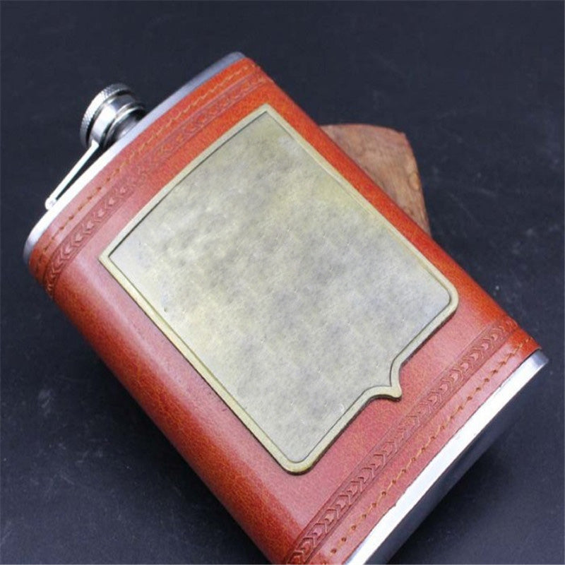 9oz Luxury Stainless Steel Hip Flask 3 Styles Faux Leather Whiskey Wine Bottle Retro Engraving Alcohol Pocket Flagon As Gift 1pc