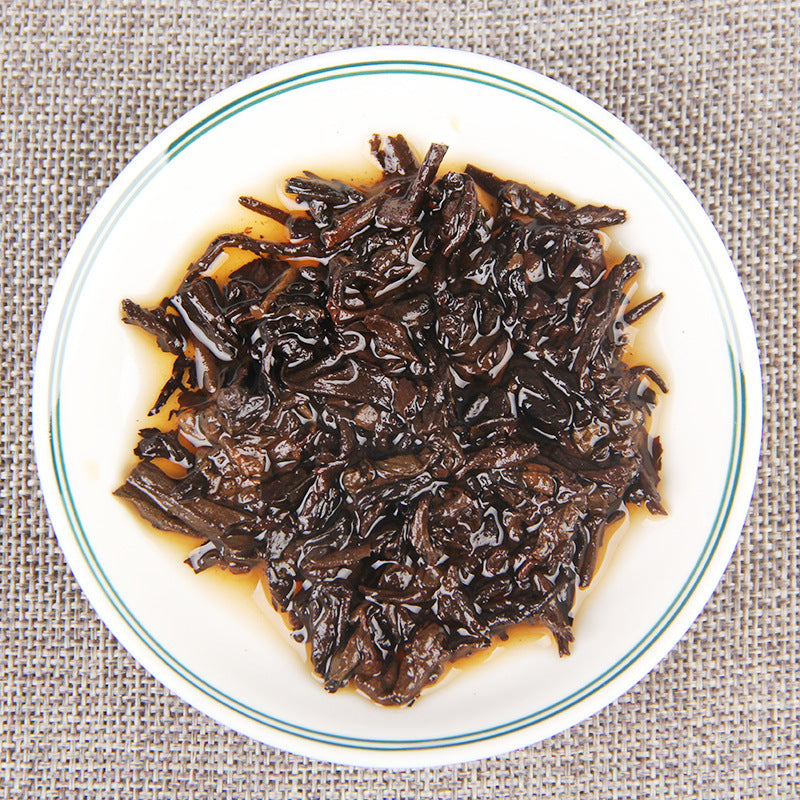 HelloYoung Chinese Black Tea Premium Top Yunnan Pu'er Tea Palace Pu'er Cooked Tea Cake 200g