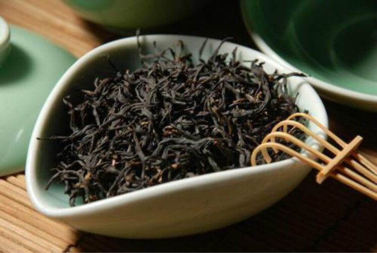 HelloYoung Authentic Wuyi Black Tea Warm Stomach Tea Top Grade Lapsang Souchong Tea 250g