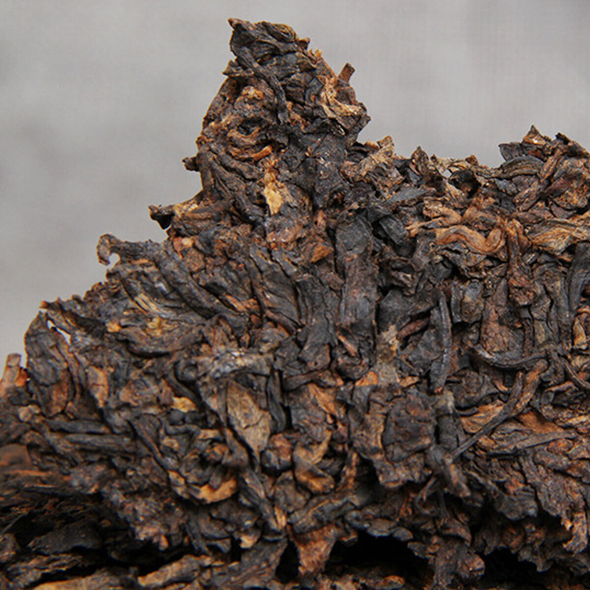 HelloYoung Ecological Ancient Tree Tea Golden Bud Lao Ban Zhang Premium Ripe Puerh Tea 357g