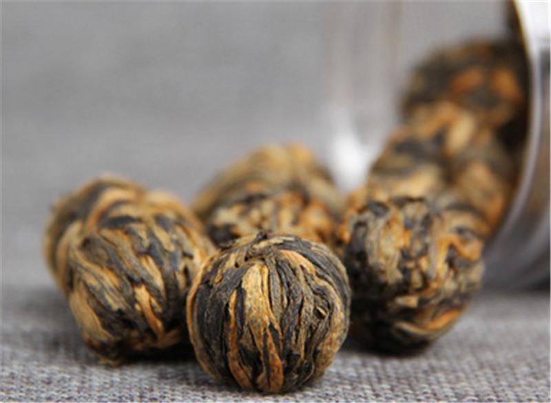 HelloYoung Chinese Yunnan Dianhong Black TeaHandmade Small Golden Ball Canned Black Tea 60g