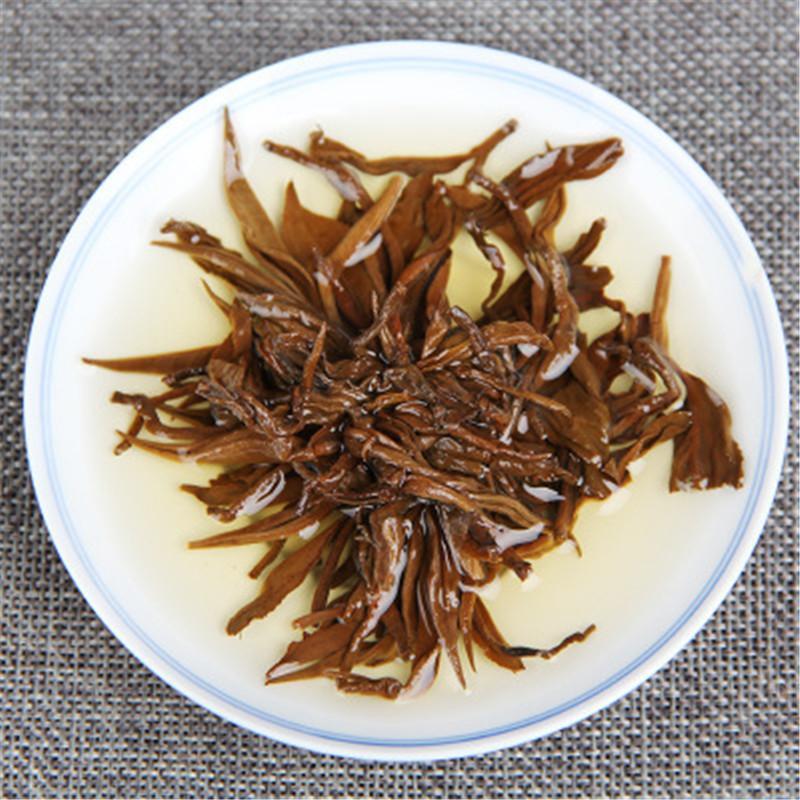 HelloYoung Chinese Yunnan Dianhong Black TeaHandmade Small Golden Ball Canned Black Tea 60g