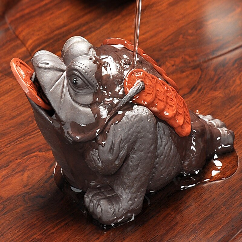 Handmade Yixing Brave Lucky Toad Boutique Tea Accessories Creative Small Ornaments Handmade Tea Pet Play Water 11x5cm F